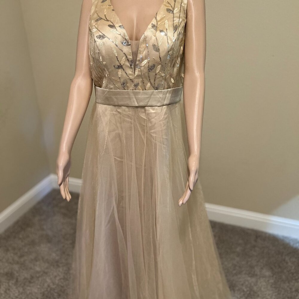 NWT- Bridal Dress Size XL